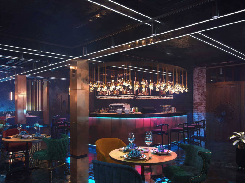 Native dark and elegant bar 